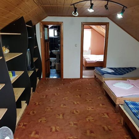 Hompot Accommodation Deva Esterno foto