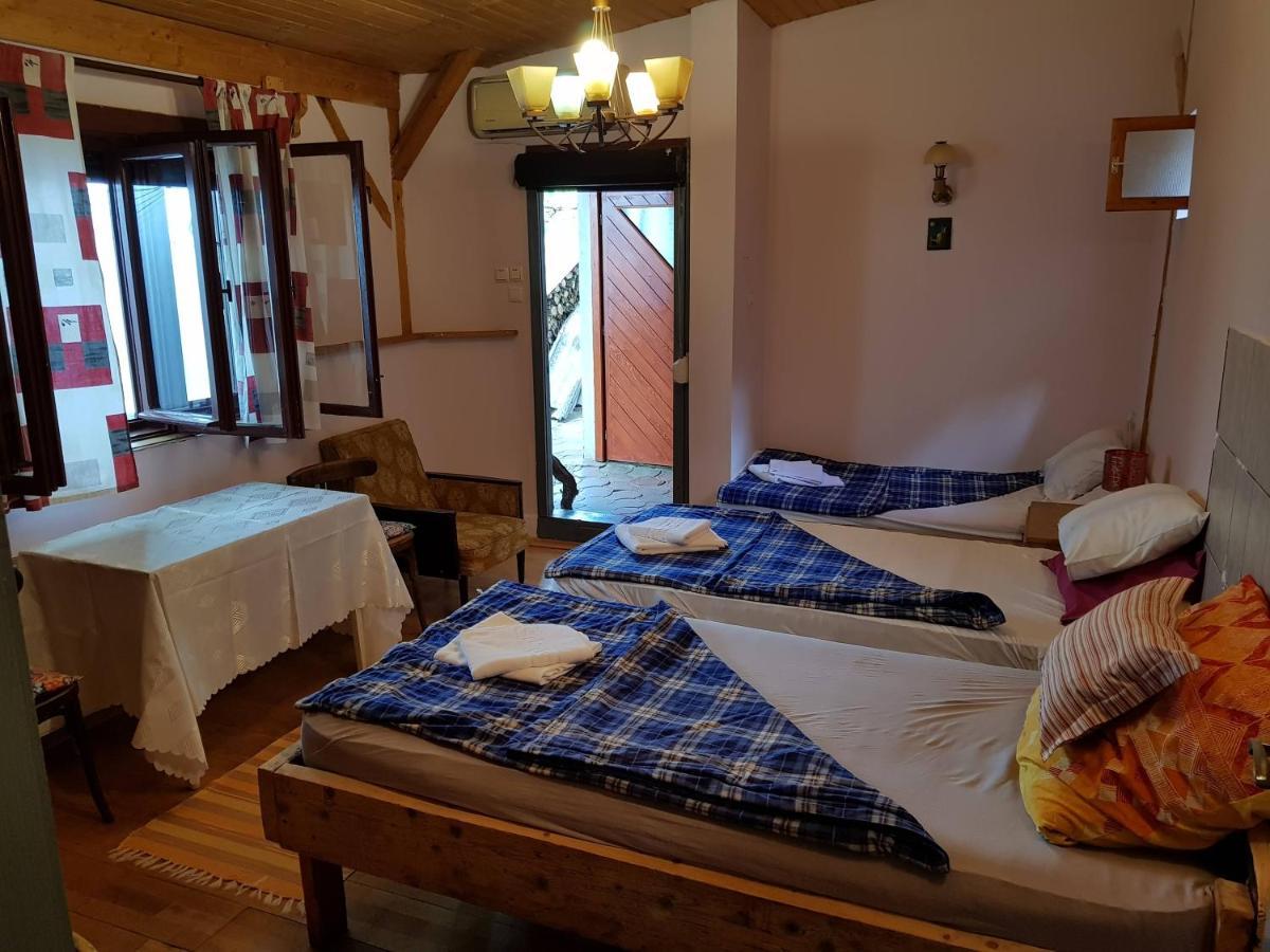 Hompot Accommodation Deva Esterno foto